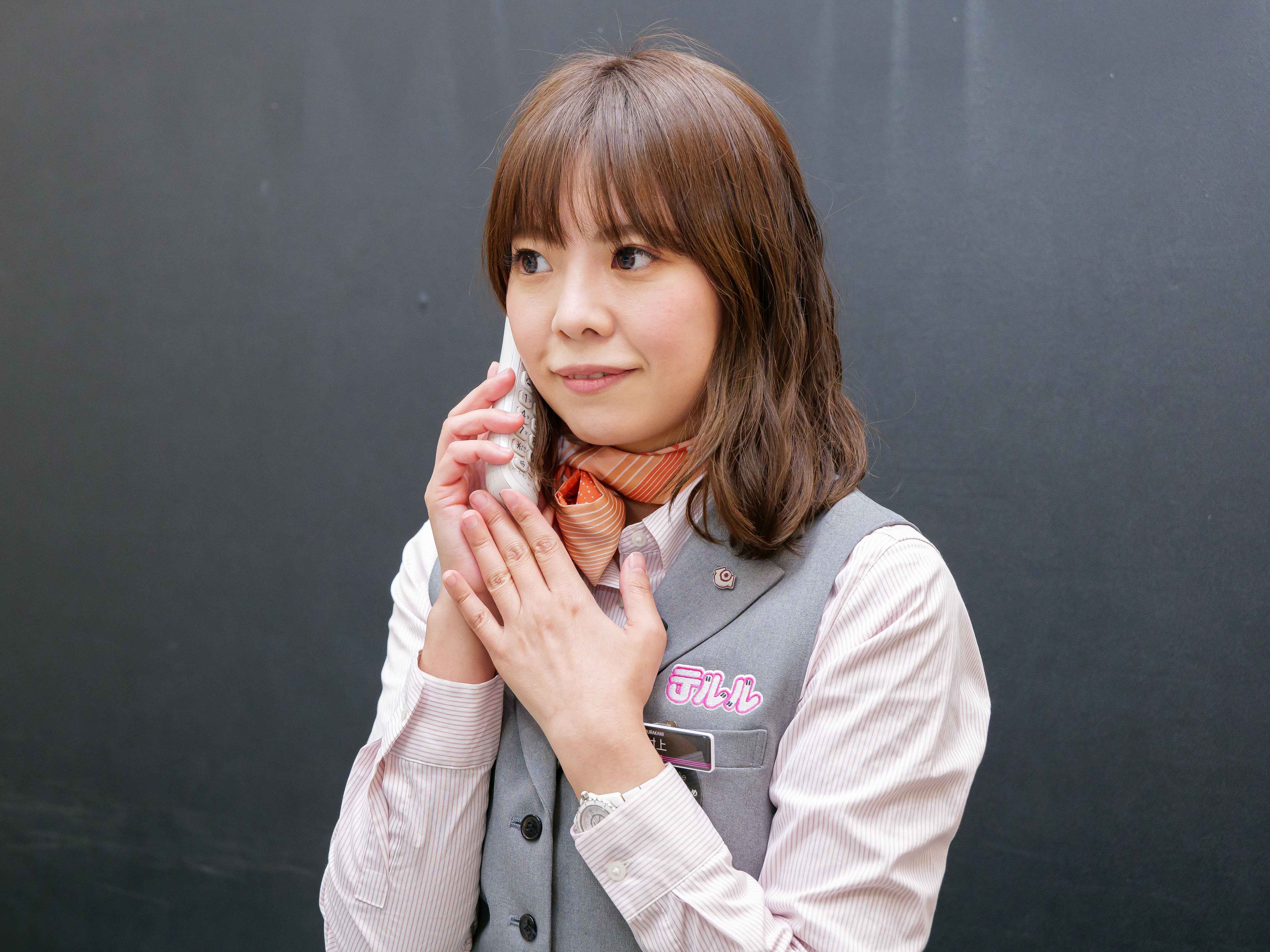 テルルスタッフの電話対応